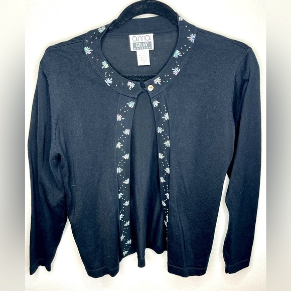 Anna Gray petites Black silk and cotton Cardigan with one button at the neck. - Picture 1 of 4